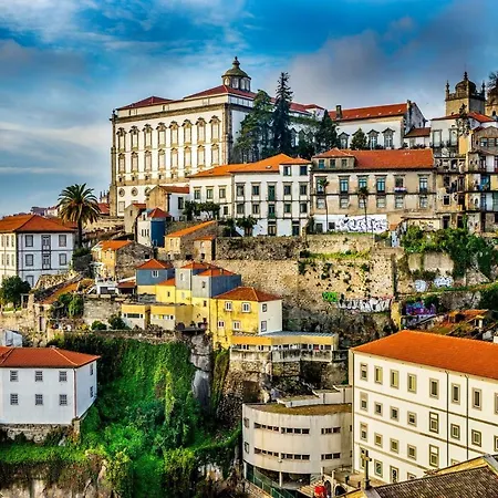 Apartment Apartment With 2 Bedrooms In Porto With Wonderful City View Balcony And Wifi 7 Km From The Beach *