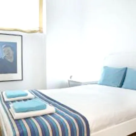 Apartment With 2 Bedrooms In Porto With Wonderful City View Balcony And Wifi 7 Km From The Beach Appartamento *